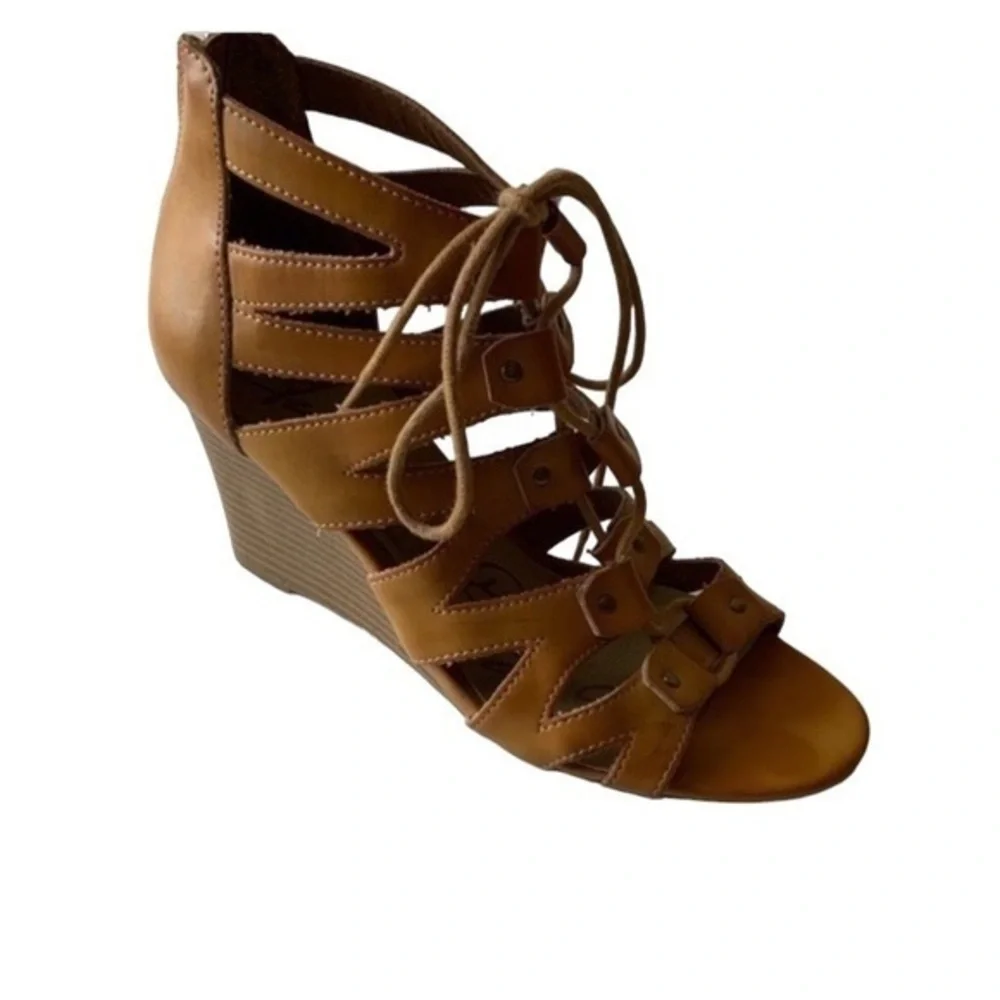 American Eagle Wedges